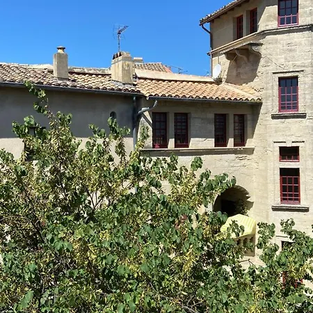 Appartement A 50 M De La Place Aux Herbes Uzes Exterior photo